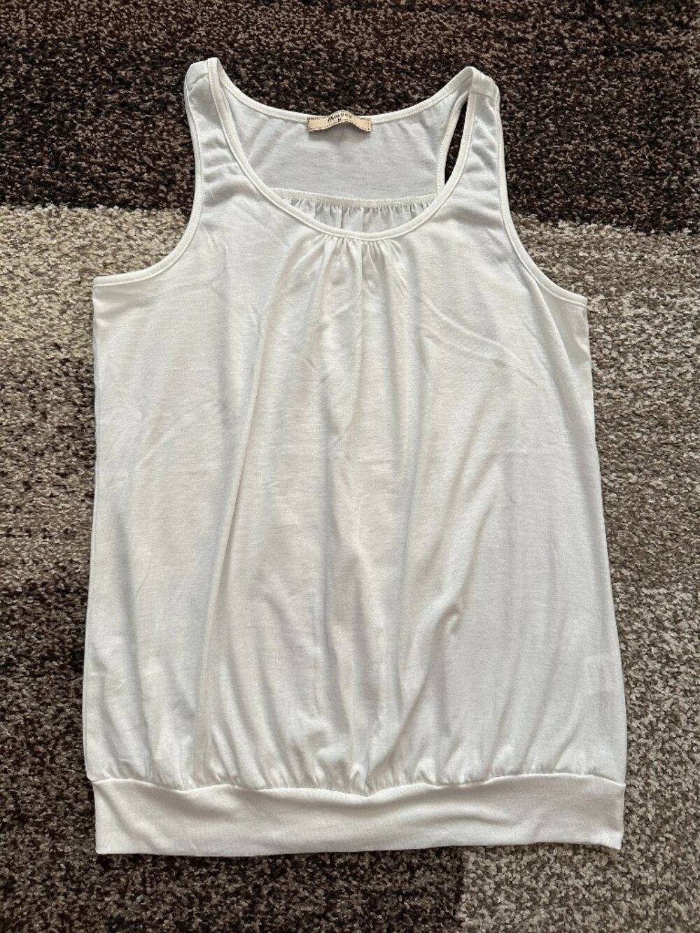 MIUSEY (M) White Blouson Racerback Tank Loose Workout Soft Solid Pleated Yoga